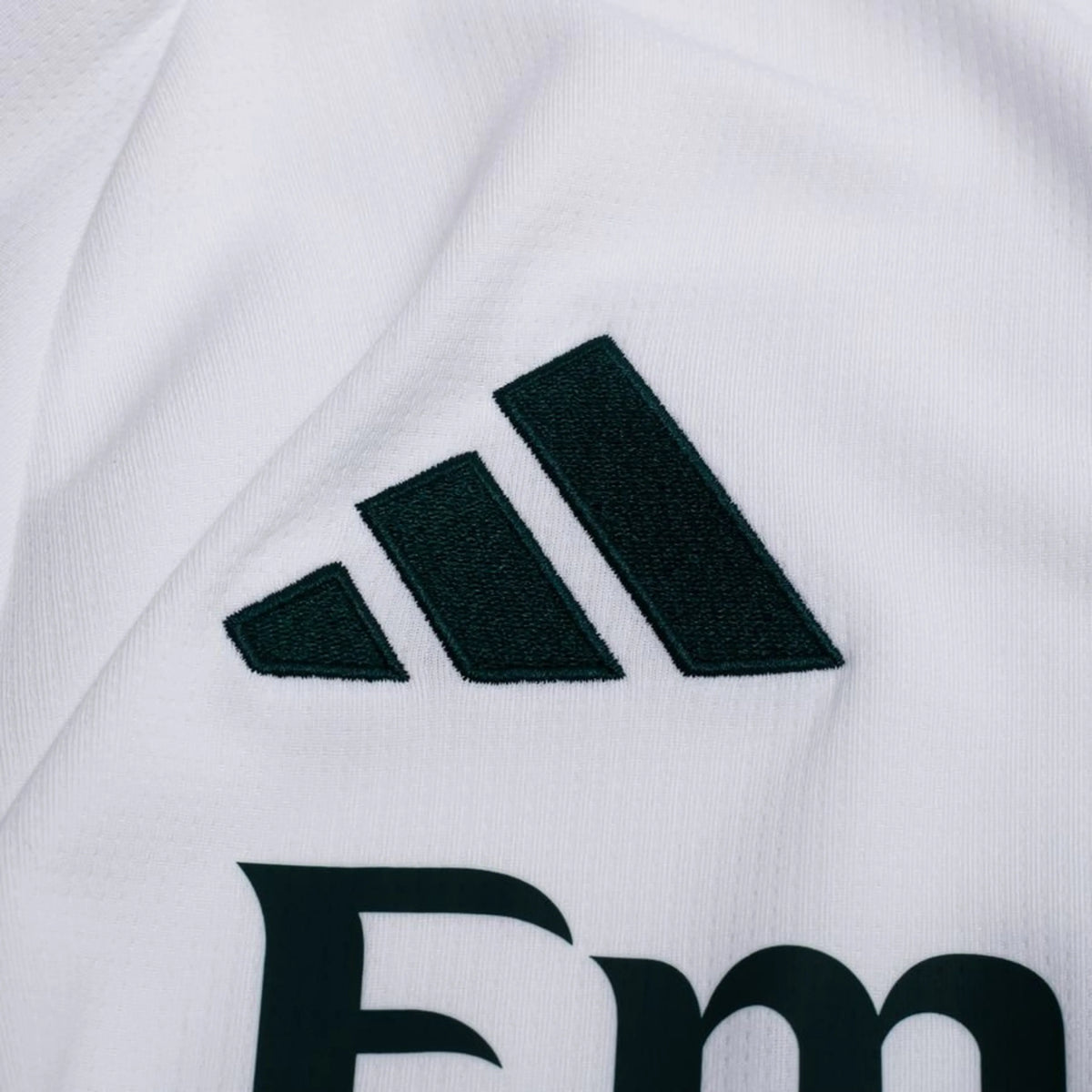 Maglia da casa del Real Madrid 2026